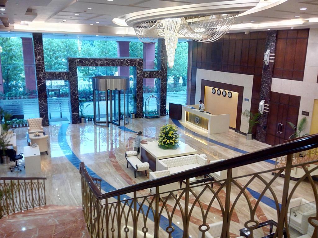 The Ocean Pearl Retreat Hotel New Delhi Exterior photo